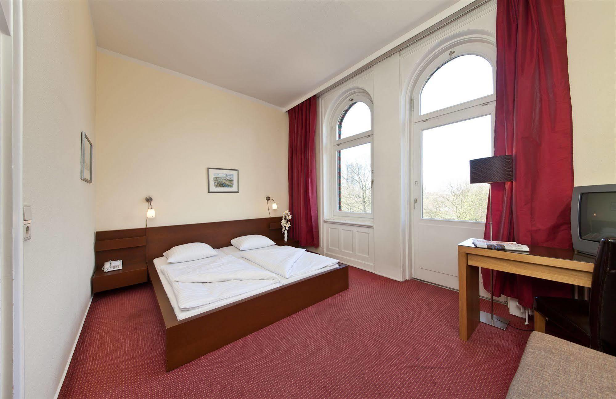 Hotel Holstenwall Hamburg Neustadt Bagian luar foto