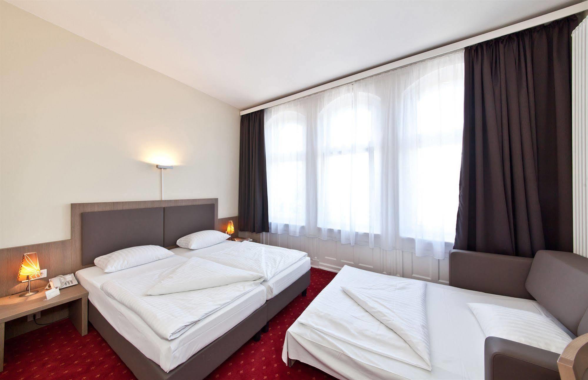 Hotel Holstenwall Hamburg Neustadt Bagian luar foto